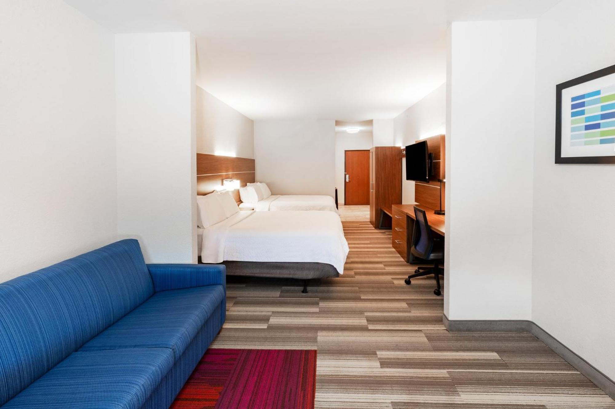 Holiday Inn Express & Suites Del Rio By Ihg Exterior photo